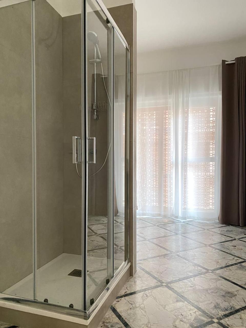 Quintino Sella Suites Bari Exterior foto