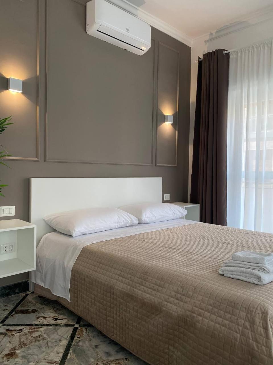 Quintino Sella Suites Bari Habitación foto